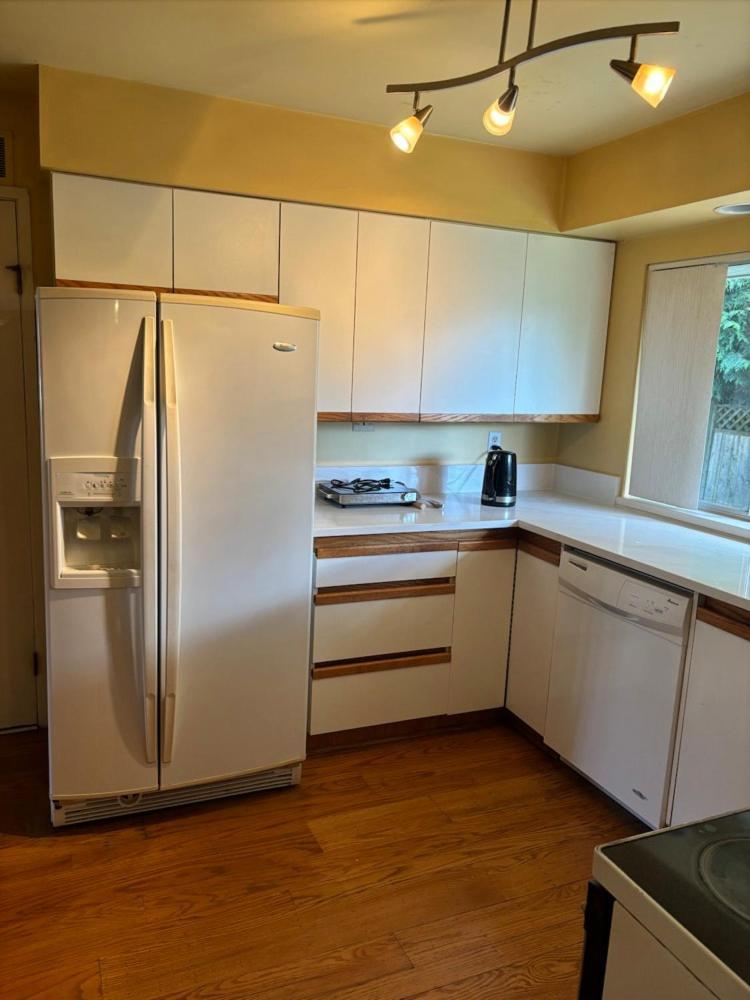 Cozy Retreat On Sandpiper Court - Room H With Share Bathroom Richmond Esterno foto